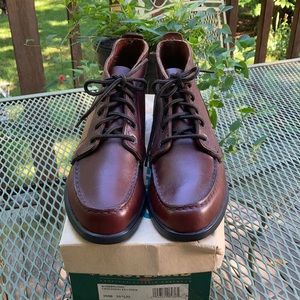 EASTLAND  Barrington boots womens 10.5M